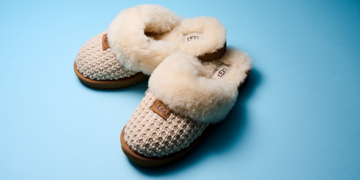 ugg cozy slippers